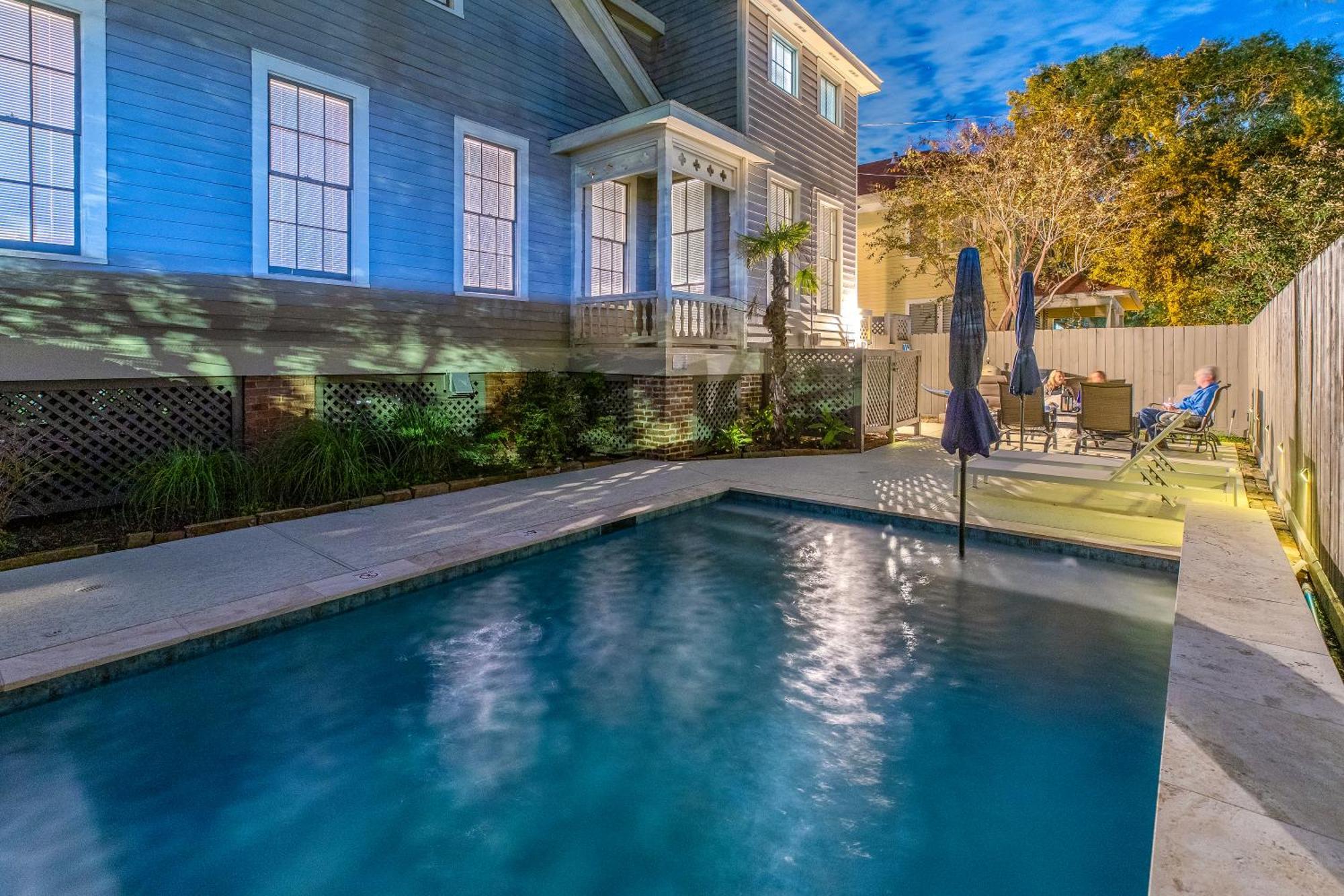 Villa Historic 1871 Coastal Breeze With Heated Pool - Restoring Galveston Exterior foto